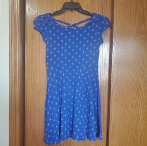 😎 SO Blue Patterned Skater Dress with Cutout